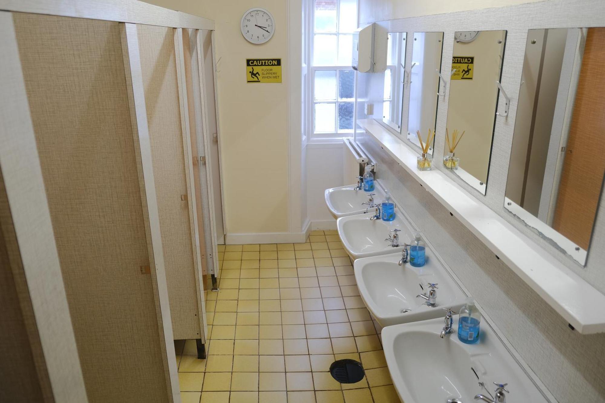 Glencoe Outdoor Centre Hostel Екстериор снимка